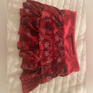 RARE LULULEMON SKIRT ROSES